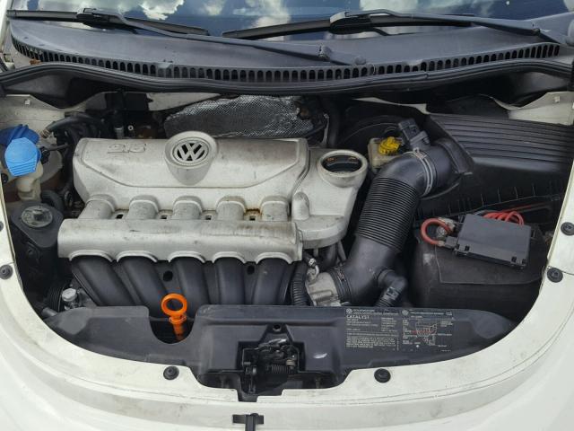 3VWFF31Y67M413494 - 2007 VOLKSWAGEN NEW BEETLE თეთრი ფოტო 7