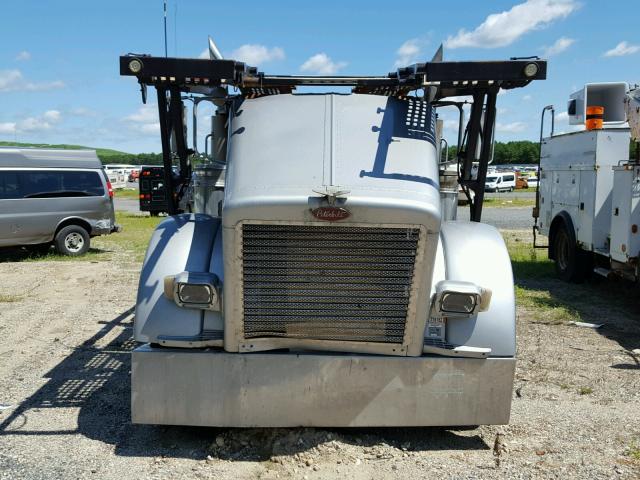 1NP5DB9X37N666362 - 2007 PETERBILT 379 SILVER photo 9