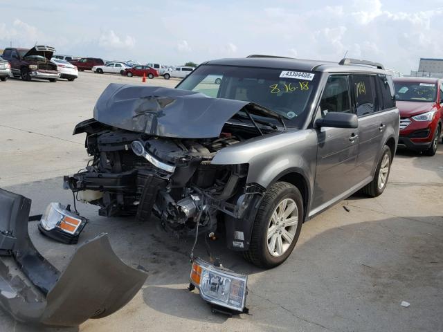 2FMGK5BC7ABA17709 - 2010 FORD FLEX SE GRAY photo 2