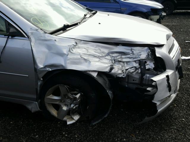 1G1ZB5E0XCF231909 - 2012 CHEVROLET MALIBU LS Gümüş foto 9