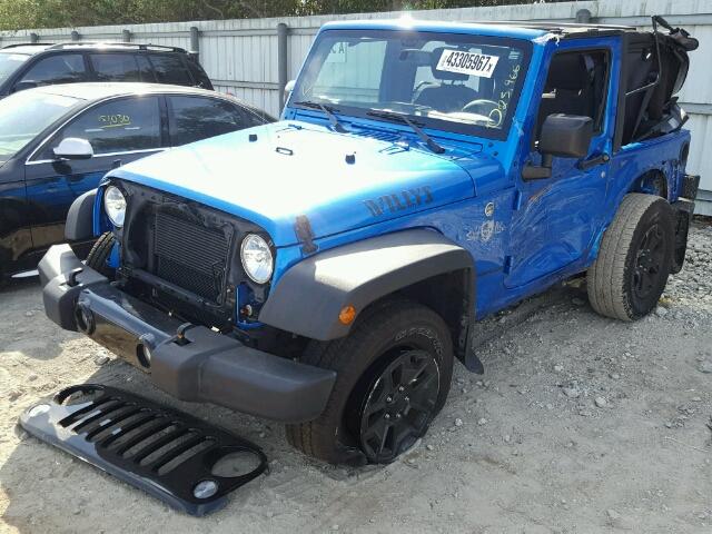 1C4AJWAG2GL104949 - 2016 JEEP WRANGLER S BLUE photo 2