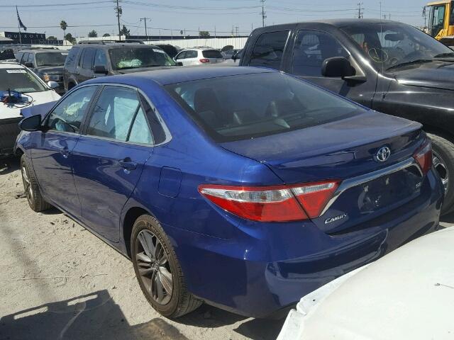 4T1BF1FK3FU872983 - 2015 TOYOTA CAMRY LE BLUE photo 3