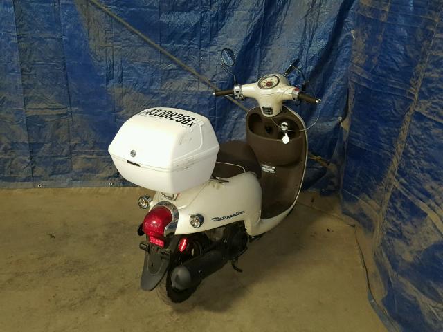 LALAF7002D3000231 - 2013 HONDA NCH50 WHITE photo 4