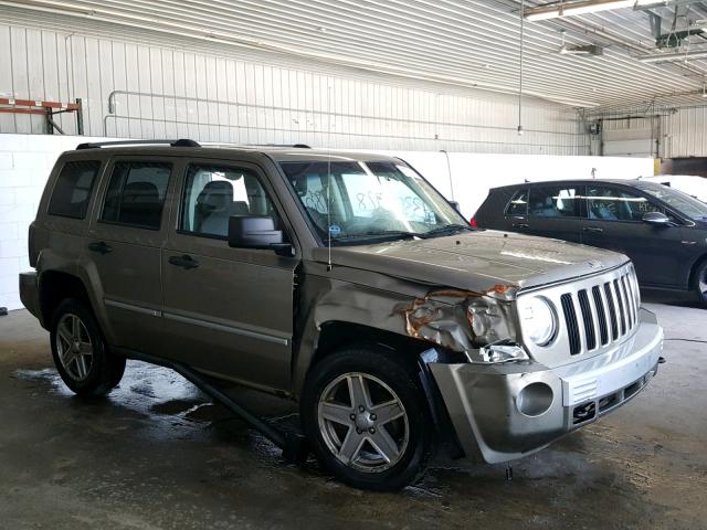 1J8FF48W78D565982 - 2008 JEEP PATRIOT LI GOLD photo 1