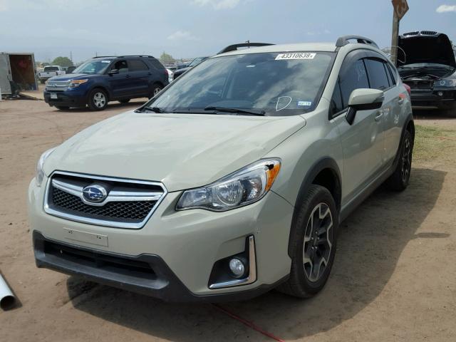 JF2GPAKC6HH216893 - 2017 SUBARU CROSSTREK GREEN photo 2