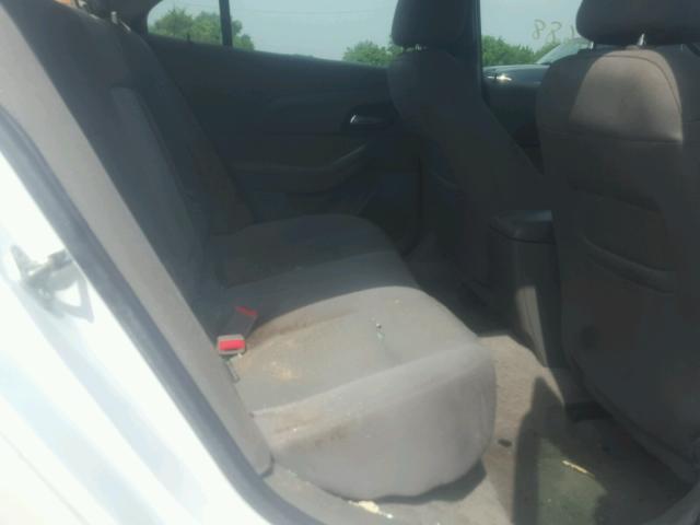 1G11B5SA9GF131462 - 2016 CHEVROLET MALIBU LIM 白色 照片 6