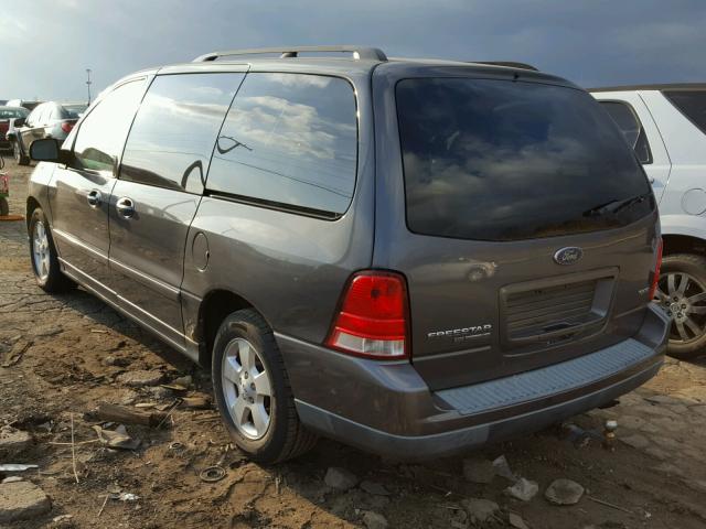 2FMZA57605BA11979 - 2005 FORD FREESTAR S GRAY photo 3