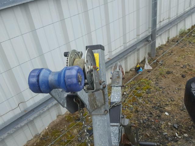 405117WB1WT000035 - 1998 UTILITY TRAILER SILVER photo 7