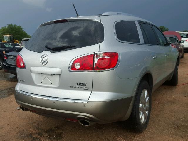 5GAKVCED8CJ106350 - 2012 BUICK ENCLAVE SILVER photo 4
