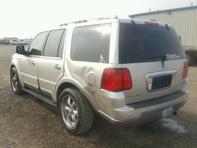 5LMFU27R93LJ34208 - 2003 LINCOLN NAVIGATOR Күміс фото 3