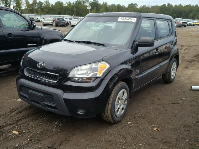 KNDJT2A12B7734874 - 2011 KIA SOUL BLACK photo 2