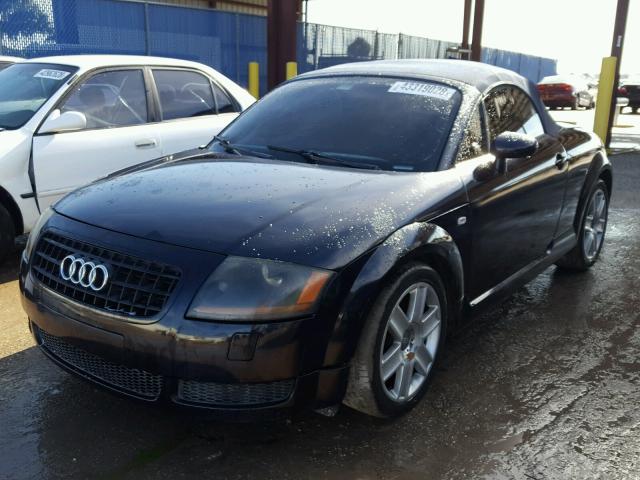 TRUTC28N941014016 - 2004 AUDI TT BLACK photo 2