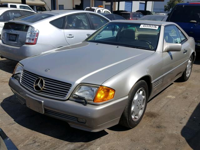 WDBFA63E5RF087162 - 1994 MERCEDES-BENZ SL 320 GOLD photo 2