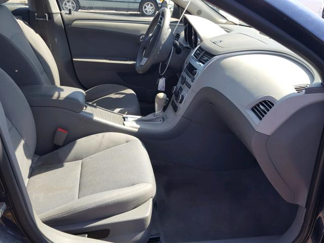 1G1ZB5E05CF289748 - 2012 CHEVROLET MALIBU LS Mavi foto 5