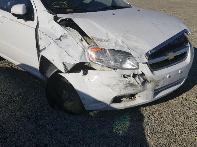 KL1TD56668B041976 - 2008 CHEVROLET AVEO BASE Biały zdjęcie 9