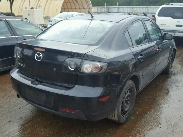 JM1BK12F681107568 - 2008 MAZDA 3 BLACK photo 4