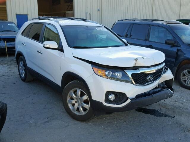 5XYKT3A67DG350231 - 2013 KIA SORENTO LX WHITE photo 1