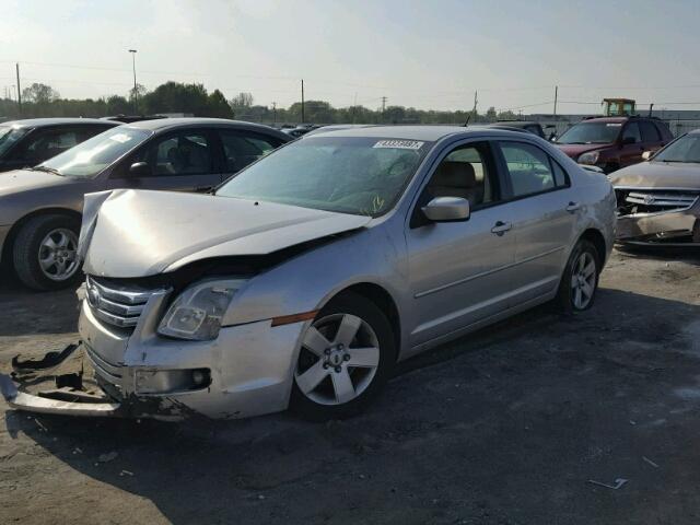 3FAHP07Z08R133944 - 2008 FORD FUSION SE SILVER photo 2