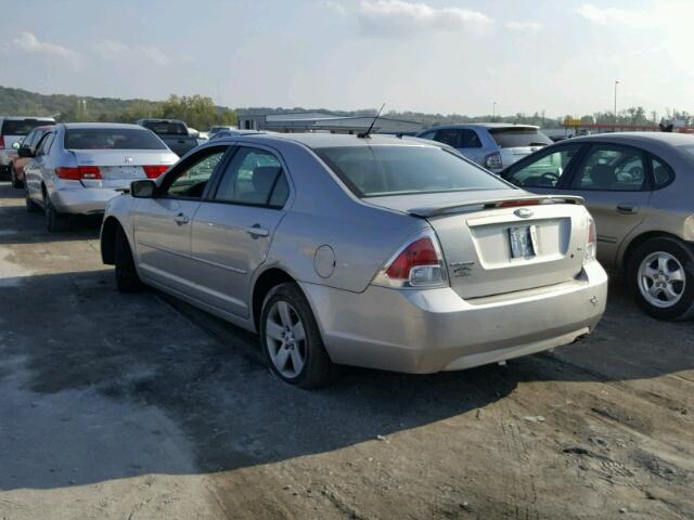 3FAHP07Z08R133944 - 2008 FORD FUSION SE SILVER photo 3