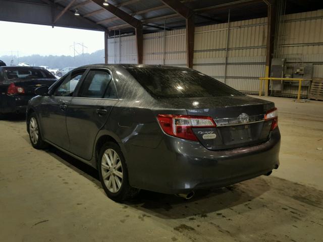 4T1BK1FK0CU015155 - 2012 TOYOTA CAMRY SE GRAY photo 3