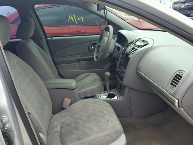 1G1ZT54834F240599 - 2004 CHEVROLET MALIBU LS 银色 照片 5
