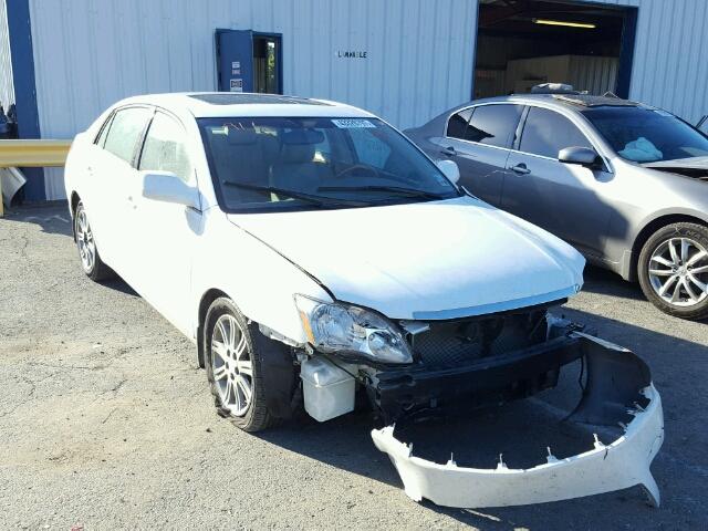 4T1BK36B85U030453 - 2005 TOYOTA AVALON XL WHITE photo 1