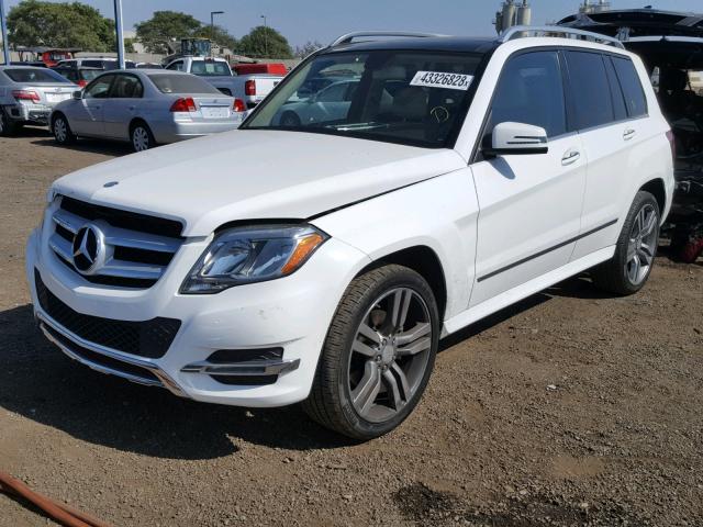 WDCGG5HB1DG106736 - 2013 MERCEDES-BENZ GLK 350 WHITE photo 2