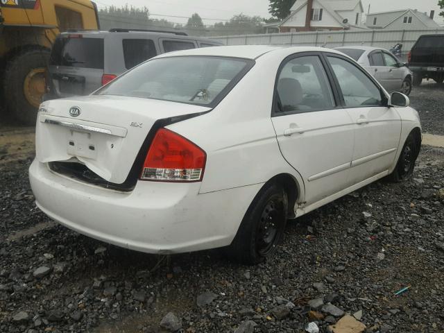 KNAFE222695666816 - 2009 KIA SPECTRA EX WHITE photo 4