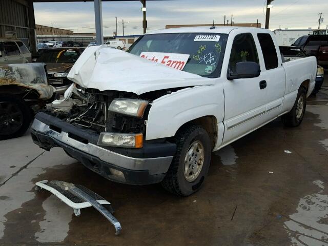 2GCEC19T231216957 - 2003 CHEVROLET SILVERADO WHITE photo 2