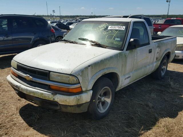 1GCCS14H038127687 - 2003 CHEVROLET S TRUCK WHITE photo 2