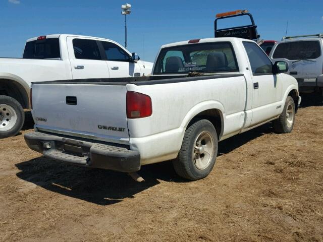 1GCCS14H038127687 - 2003 CHEVROLET S TRUCK WHITE photo 4