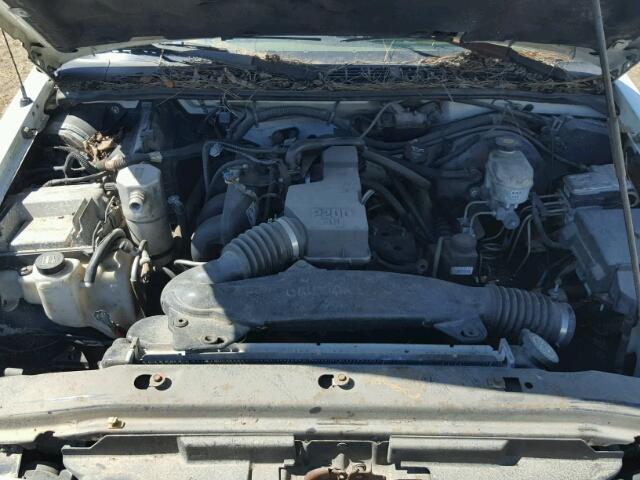 1GCCS14H038127687 - 2003 CHEVROLET S TRUCK WHITE photo 7