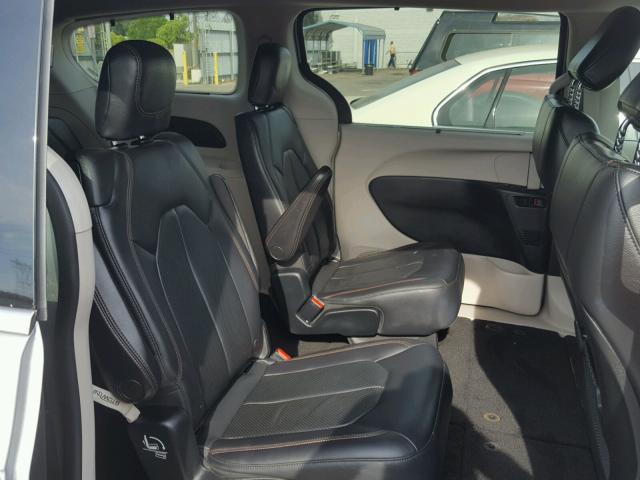 2C4RC1BG3JR163327 - 2018 CHRYSLER PACIFICA T Մոխրագույն լուսանկար 6