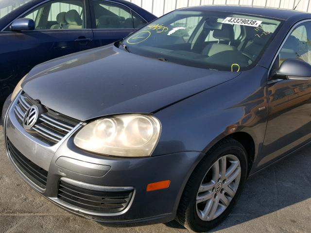 3VWEF71K77M187786 - 2007 VOLKSWAGEN JETTA WOLF 灰色 照片 9