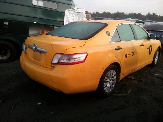 4T1BB3EK8AU114199 - 2010 TOYOTA CAMRY YELLOW photo 4