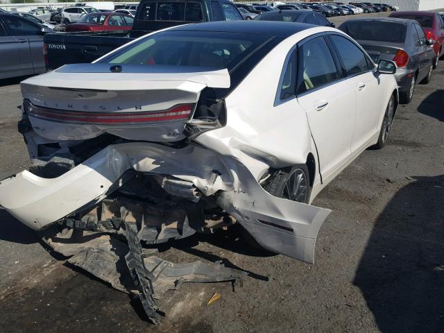 3LN6L2LUXER832623 - 2014 LINCOLN MKZ HYBRID WHITE photo 4