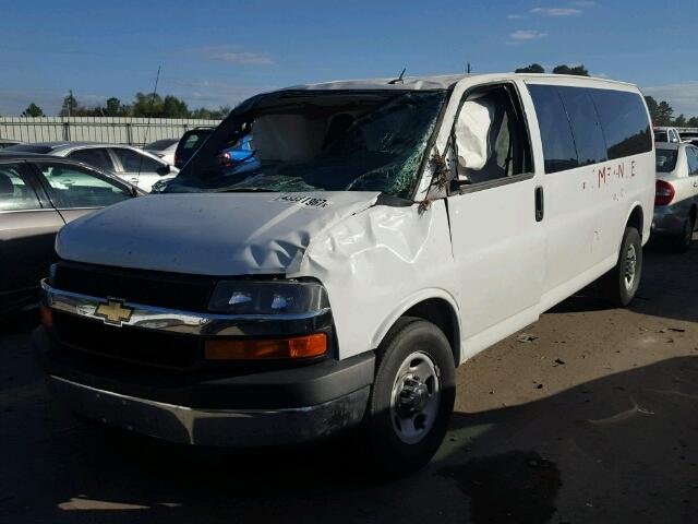 1GAZG1FG3F1169812 - 2015 CHEVROLET EXPRESS G3 WHITE photo 2