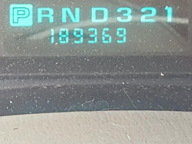 2G1WF55K819238355 - 2001 CHEVROLET IMPALA BLACK photo 8