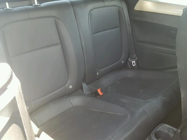 3VW517AT8GM809657 - 2016 VOLKSWAGEN BEETLE S/S 棕色 照片 6