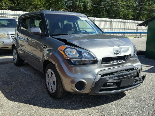 KNDJT2A58D7630864 - 2013 KIA SOUL SILVER photo 1