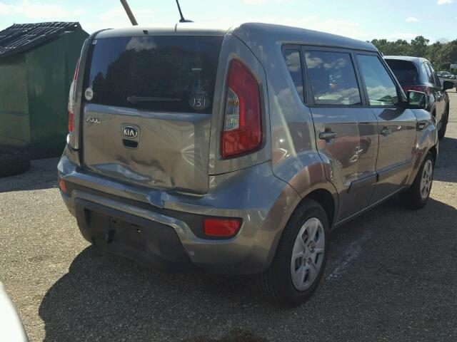 KNDJT2A58D7630864 - 2013 KIA SOUL SILVER photo 4