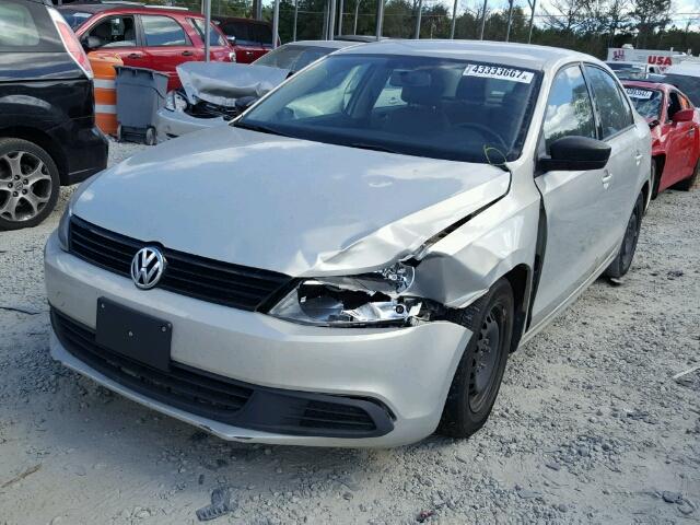 3VW2K7AJ5BM051056 - 2011 VOLKSWAGEN JETTA SILVER photo 2