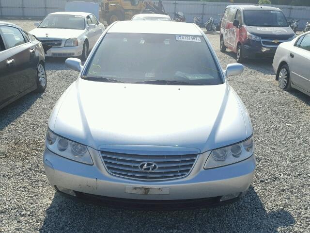 KMHFC46FX7A176364 - 2007 HYUNDAI AZERA SE SILVER photo 9