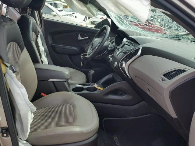 KM8JU3AC3DU615297 - 2013 HYUNDAI TUCSON GLS TAN photo 5