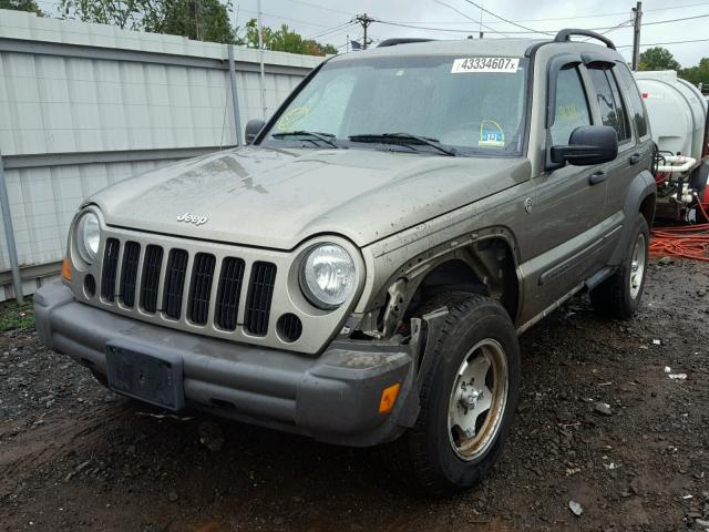 1J4GL48K26W141915 - 2006 JEEP LIBERTY BROWN photo 2