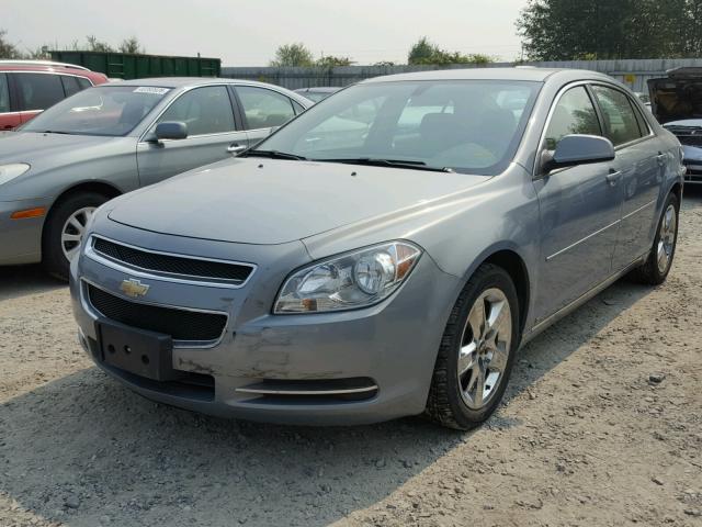 1G1ZH57B494263370 - 2009 CHEVROLET MALIBU 1LT GRAY photo 2