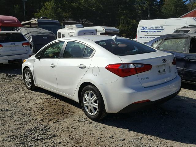 KNAFX4A61F5396254 - 2015 KIA FORTE LX WHITE photo 3