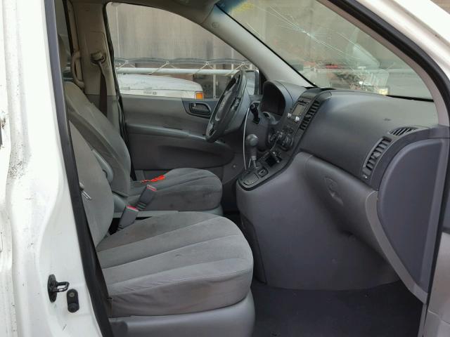 KNDMB233296297019 - 2009 KIA SEDONA EX WHITE photo 5