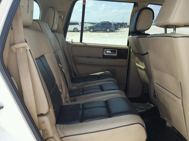 5LMFU27598LJ03271 - 2008 LINCOLN NAVIGATOR 白色 照片 6