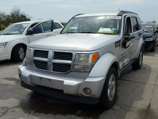 1D8GT58K57W733565 - 2007 DODGE NITRO SLT SILVER photo 2